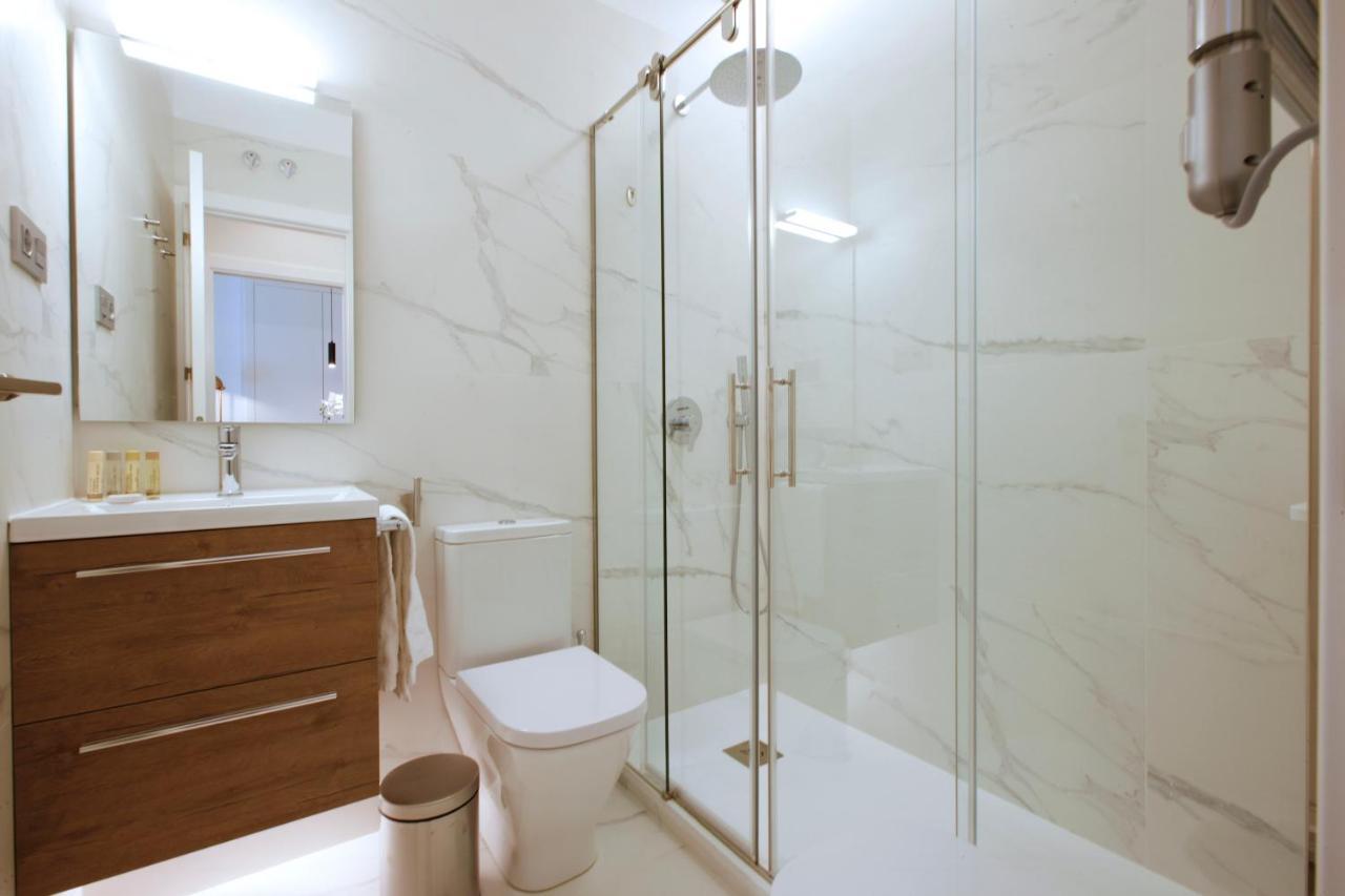 Tirso Suite Madrid Exterior photo