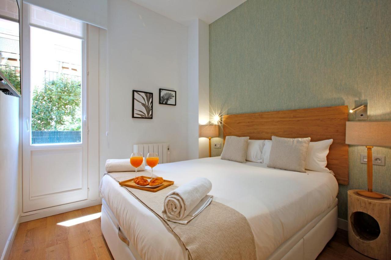 Tirso Suite Madrid Exterior photo