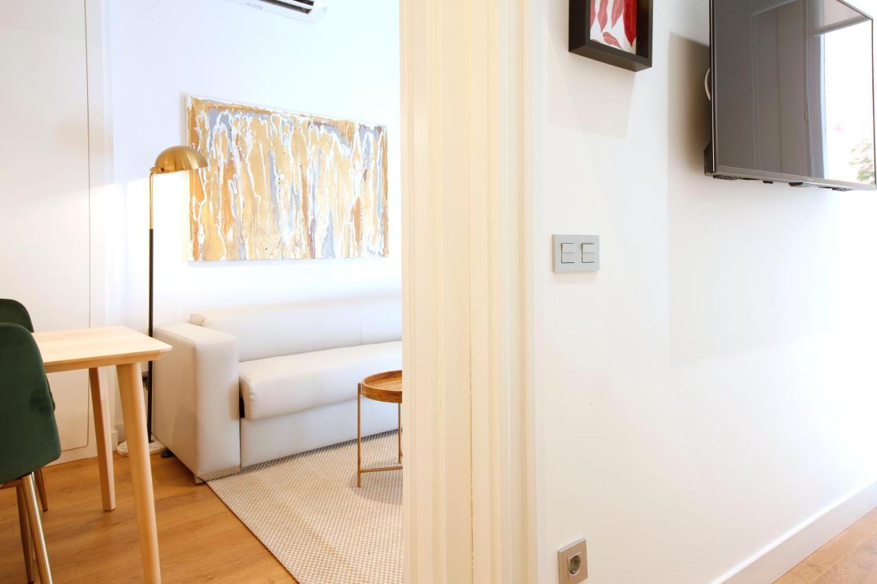 Tirso Suite Madrid Exterior photo